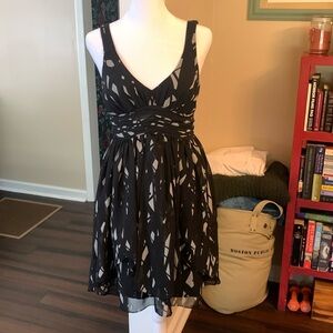 Strapless black and gray print cocktail dress. Size 4. Max and Cleo.